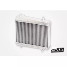 Load image into Gallery viewer, do88 additional cooler suitable for BMW G87 M2 G80 M3 G82 M4 (S58)